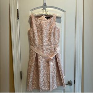 Brooks Brothers Jacquard dress. Tea length. Peach. EUC! Size 6P.